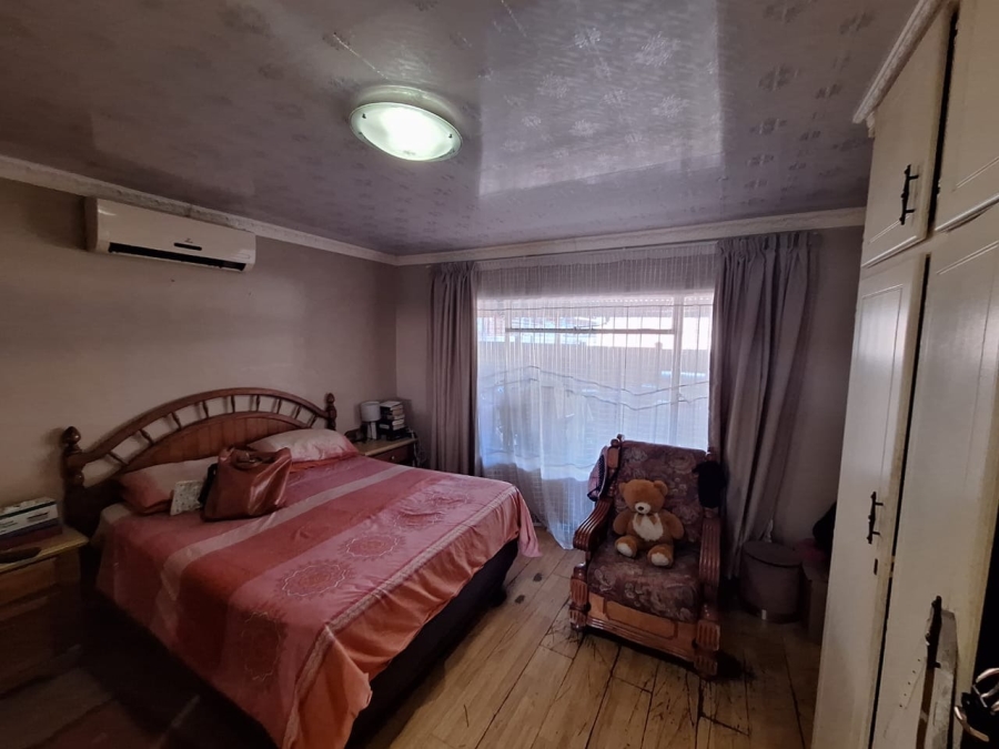 3 Bedroom Property for Sale in Heidedal Free State